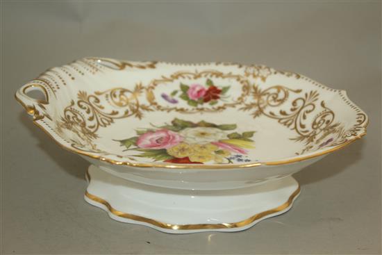 A Ridgway sauce tureen, cover and integral stand, and a Derby King Street works dessert dish, 19th century, 23.5cm